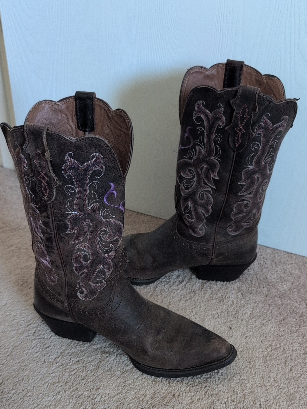 Justin Boots Brown Leather Western Boots with Purple Embroidery